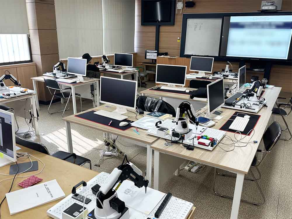 [납품사례] AI비전로봇시스템 실습장비